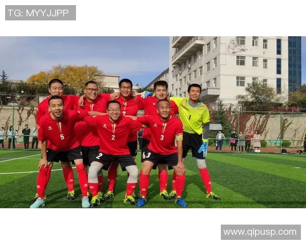 足球团队协作实力大比拼上海足球队荣获第四名佳绩 足球团队协作实力大比拼上海足球队荣获第四名佳绩