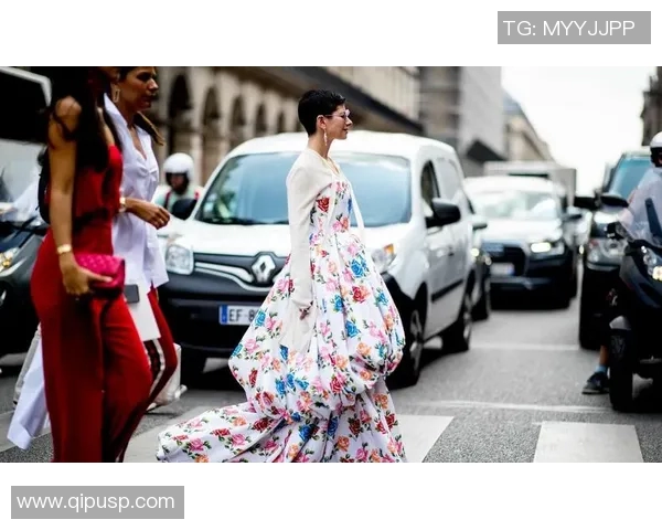 足球明星时尚风向标毛衣搭配引领潮流新趋势 足球明星时尚风向标毛衣搭配引领潮流新趋势